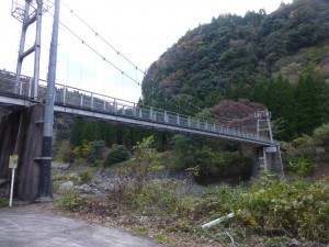 音の谷吊り橋.jpg